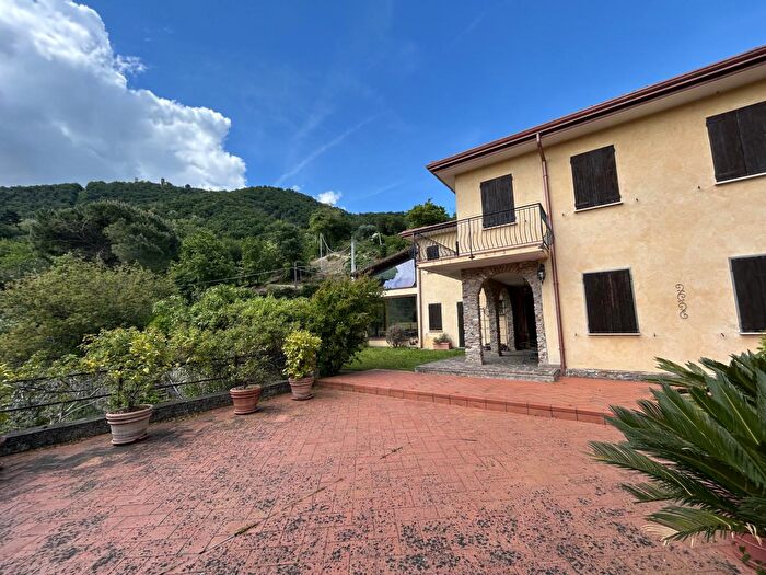 Casa con 7 locali in vendita in Via Roccolo, Galzignano Terme