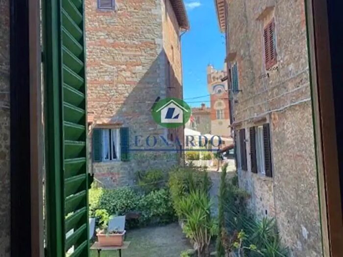 Appartamento con 5 locali in vendita in Montecatini Terme