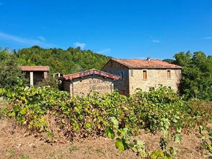 Casa con 10 locali in vendita in Via Fioredola, Casola Valsenio