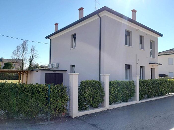 Appartamento quadrilocale in affitto in San Liberale, Treviso