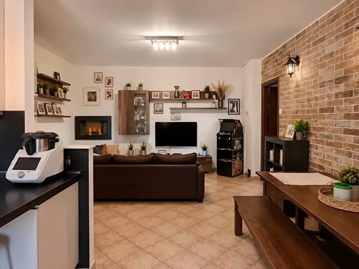 Appartamento con 5 locali in vendita in Via delle Querce, Castel Di Lama