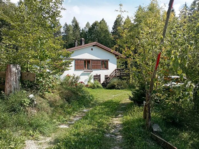 Casa con 5 locali in vendita in Via Madonna delle Grazie, Folgaria