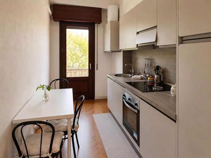 Appartamento bilocale in affitto in Via Mac Mahon, Ghisolfa Mac Mahon, Milano