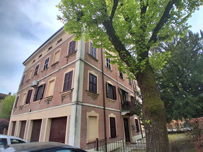 Appartamento con 5 locali in vendita in Via Fossa Signora, Nonantola