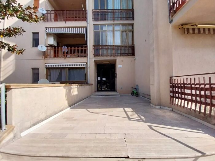 Appartamento con 5 locali in vendita in Belvedere Marittimo