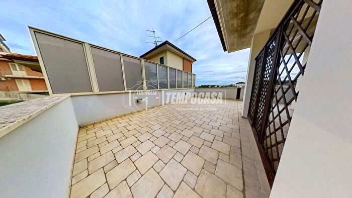 Appartamento trilocale in vendita in SantElpidio A Mare