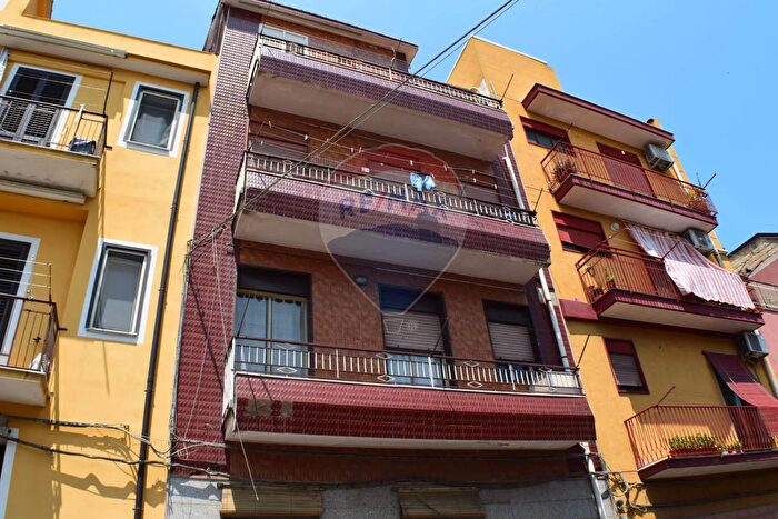 Casa con 10 locali in vendita in Via Agnone, Lentini