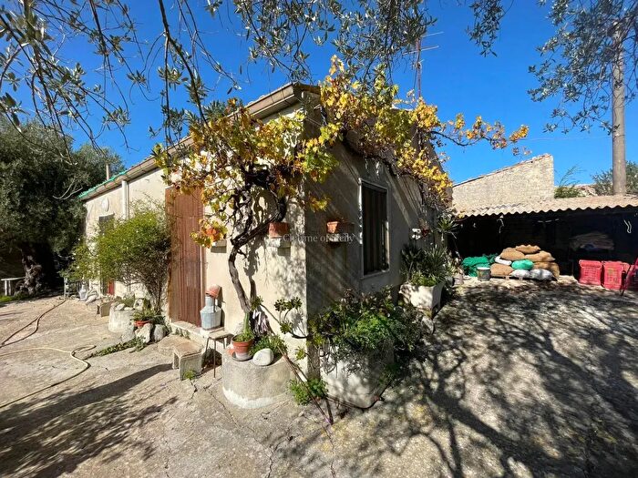 Casa quadrilocale in vendita in Modica