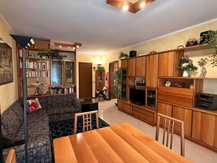 Appartamento quadrilocale in vendita in Via Vincenzo Bellini, Cadoneghe
