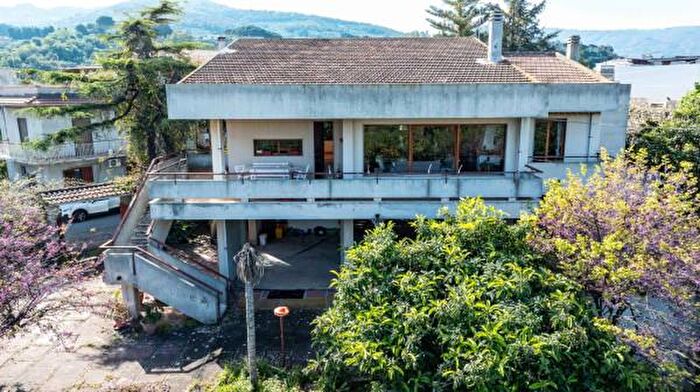 Casa quadrilocale in vendita in Contrada Vina, Capo DOrlando