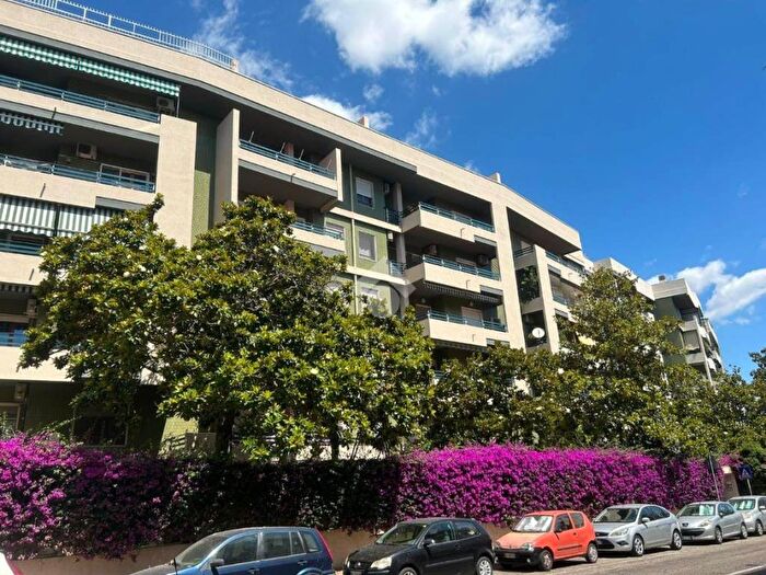 Appartamento bilocale in affitto in Via Generale Stefano Cagna, Amsicora, Cagliari