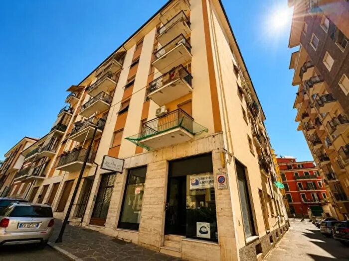 Appartamento quadrilocale in vendita in Via Giovanni Amendola, Acqui Terme