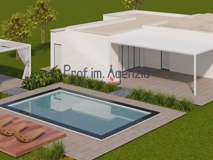 Casa con 6 locali in vendita in Ceglie Messapica