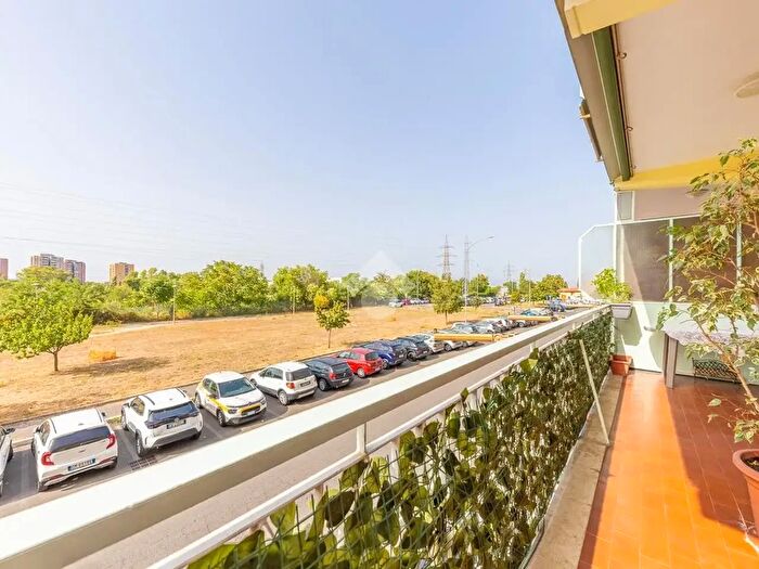Appartamento trilocale in vendita in Via Herbert Spencer, Roma