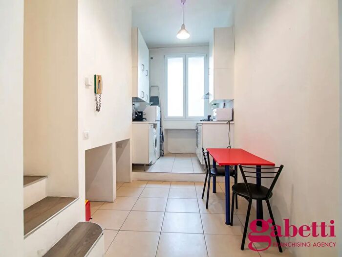 Appartamento bilocale in affitto in Via Falloppio, Milano