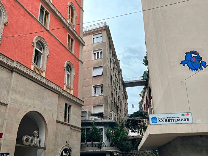Appartamento monolocale in affitto in Via Settembre, Quadrilatero, Genova