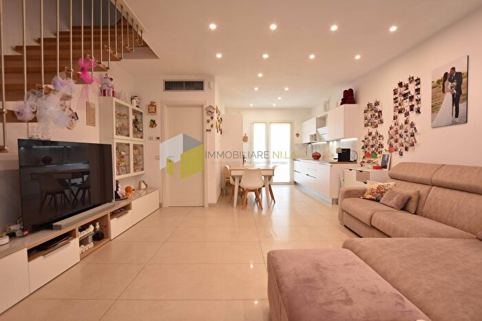 Casa con 5 locali in vendita in delle Cave, Vecchiano