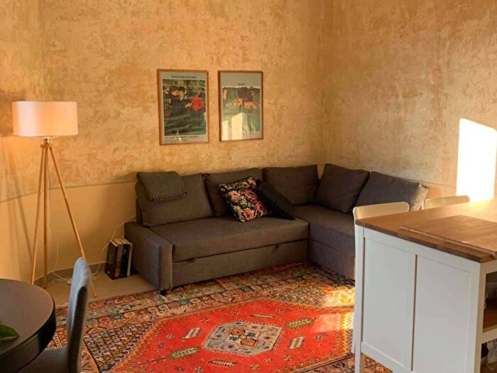 Appartamento trilocale in affitto in Via Monte Grappa, Lizza Camollia, Siena