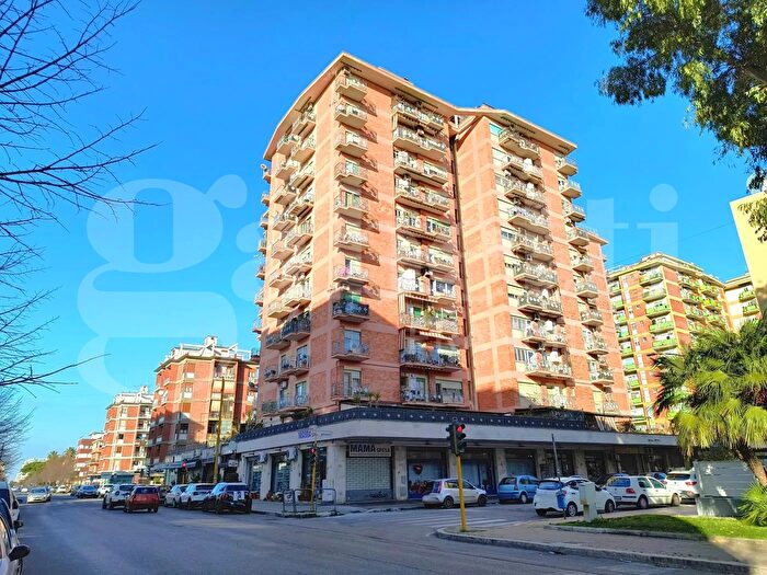 Appartamento quadrilocale in vendita in Via Isonzo, Latina