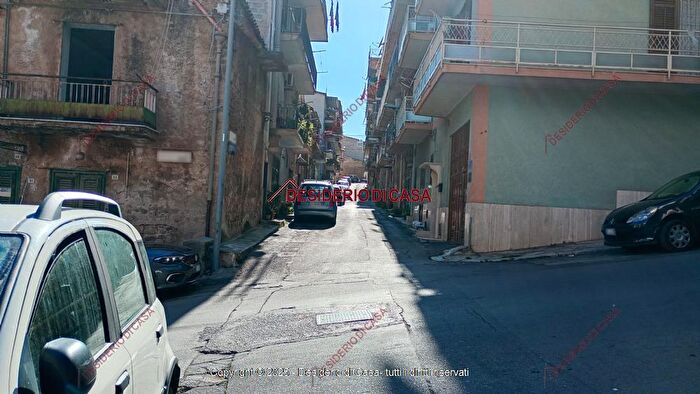 Casa quadrilocale in vendita in Via Via G Matteotti Belmonte Mezzagno Pa, Belmonte Mezzagno