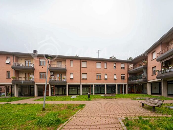 Appartamento quadrilocale in vendita in Piazza Miodini, Felino