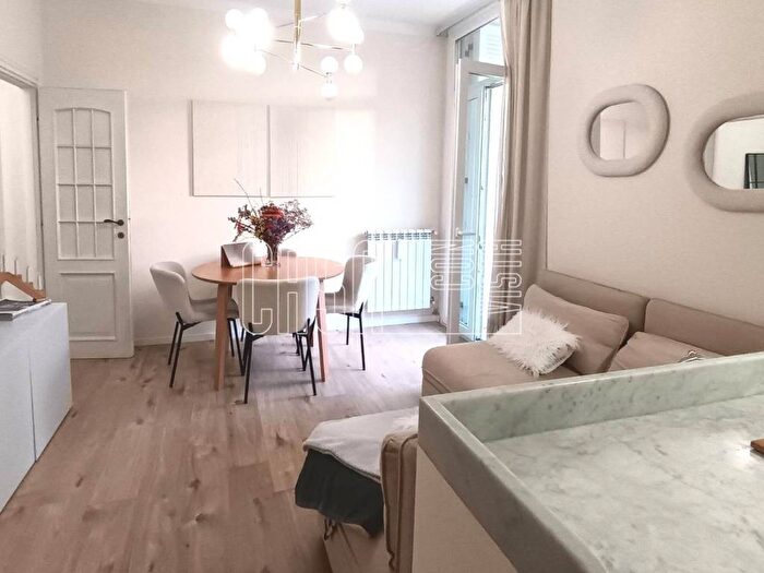 Appartamento trilocale in affitto in Località Carbognano Traversa, Lerici Paese, Lerici