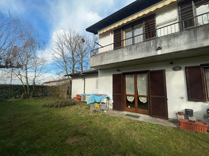 Appartamento con 5 locali in vendita in Tromello