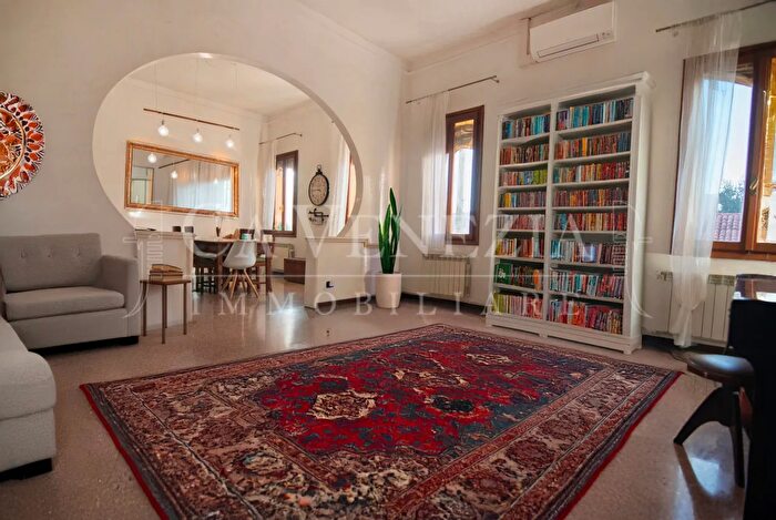 Appartamento in vendita in Venezia