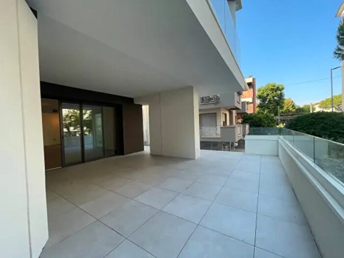 Appartamento con 5 locali in vendita in Viale Edoardo Bassini, Riccione