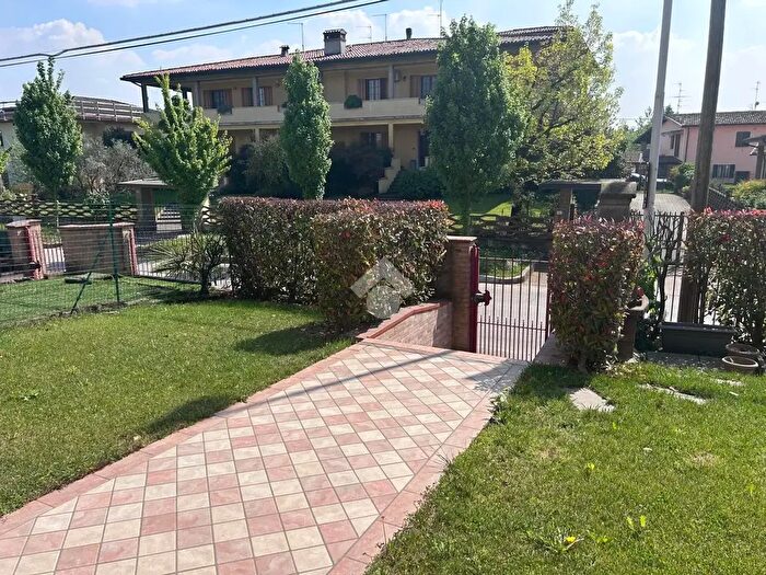 Appartamento trilocale in vendita in Via Prat del Portech, Castel Mella
