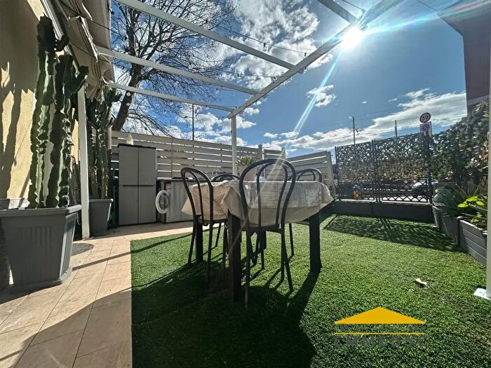 Casa bilocale in vendita in Massa