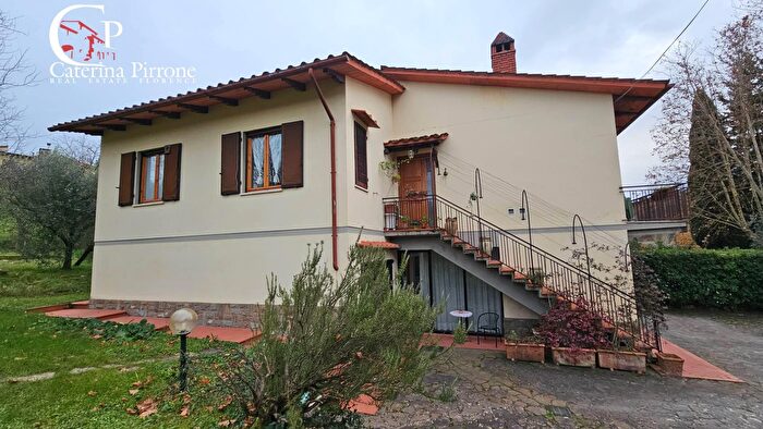 Casa con 8 locali in vendita in Via del Fangaccio, Rignano SullArno
