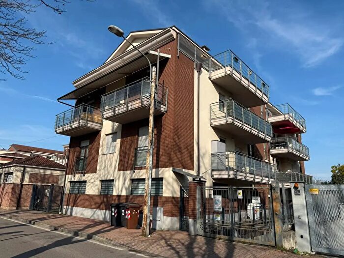 Appartamento trilocale in affitto in Via XX Settembre, Collegno