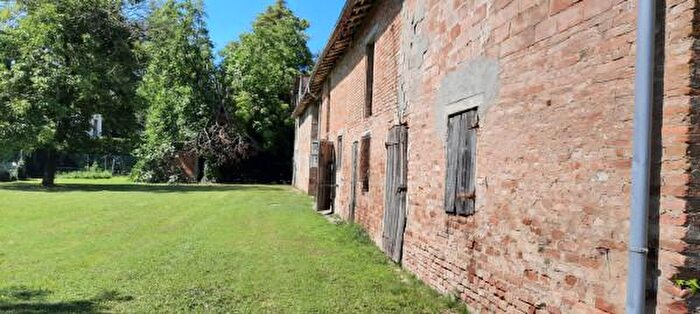 Casa con 6 locali in vendita in Via Palmiro Togliatti, Quattro Castella