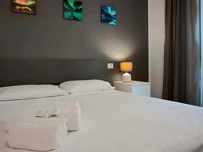 Appartamento monolocale in affitto in Via Broni, Milano