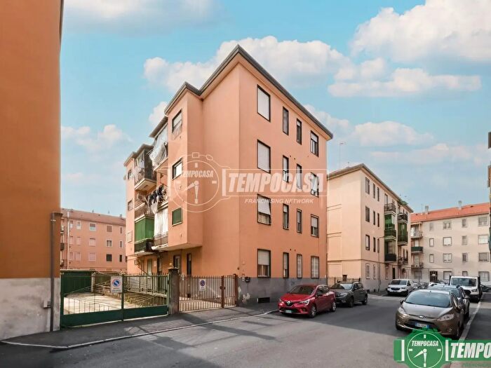 Appartamento bilocale in vendita in Via Fratelli Bandiera, San Giuliano Milanese