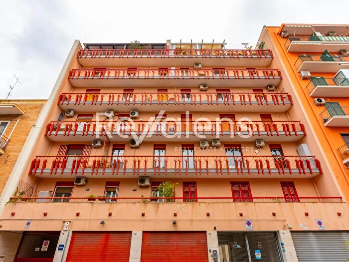 Appartamento con 5 locali in vendita in Martiri dOtranto, Bari