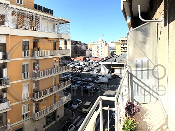 Appartamento trilocale in affitto in Via Andreotto Saracini, Ostia Ponente, Roma