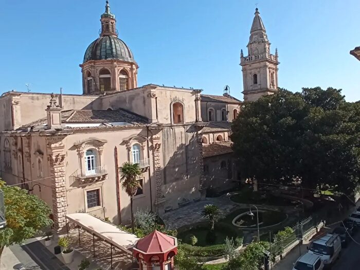 Appartamento con 5 locali in vendita in Ragusa