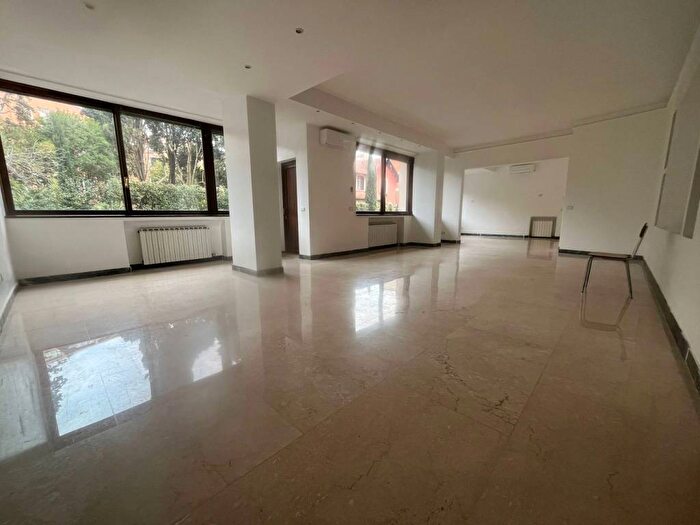 Appartamento con 5 locali in affitto in Via dei Monti Parioli, Parioli, Roma