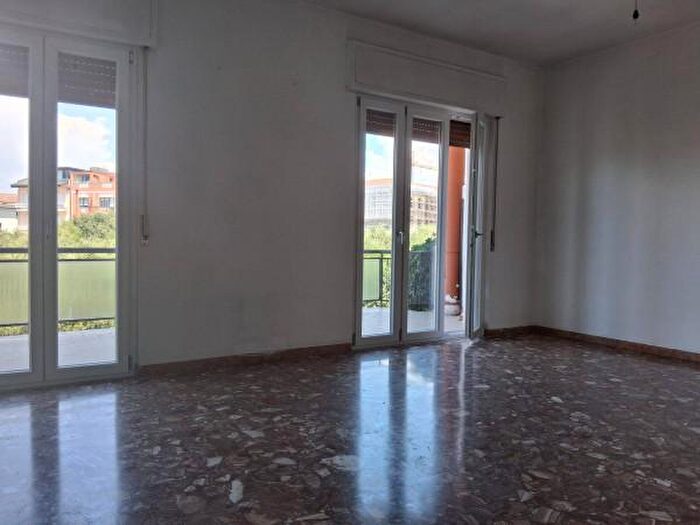 Appartamento quadrilocale in vendita in Via Erennio Ponzio, Isernia