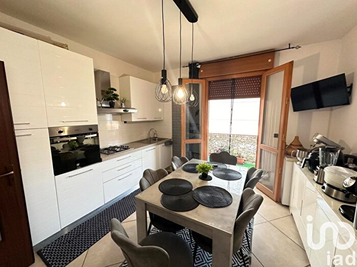 Appartamento quadrilocale in vendita in Via Giro Frati, San Felice Sul Panaro