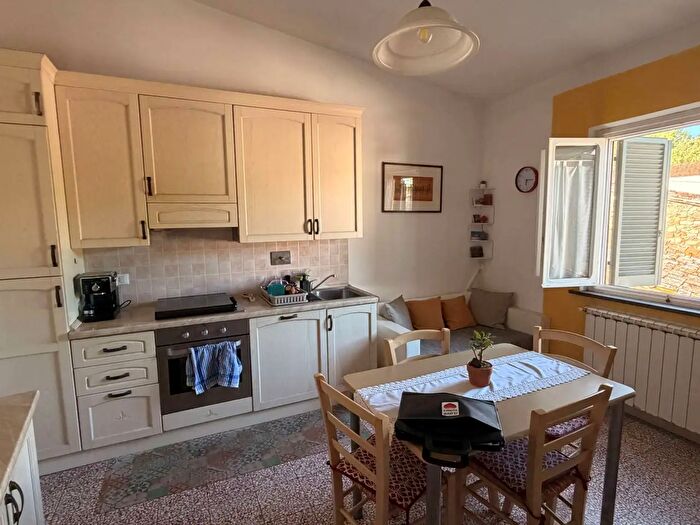 Appartamento con 5 locali in vendita in Via Roma, Porcari