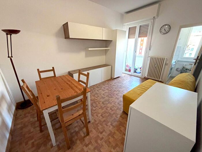 Appartamento bilocale in affitto in Viale Cassala, Navigli Darsena, Milano