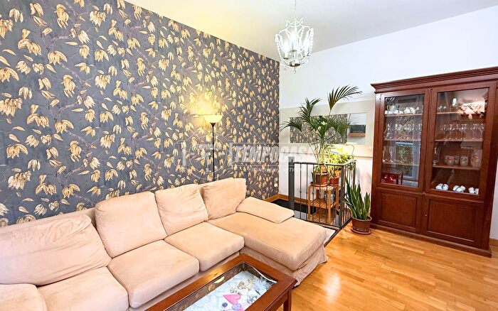 Appartamento quadrilocale in vendita in Via Europa, Vedano Al Lambro