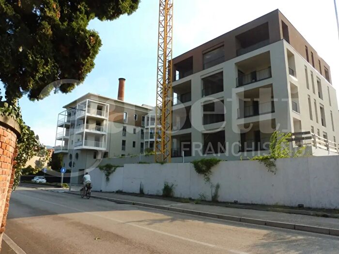 Appartamento trilocale in vendita in Via Cereria, Bassano Del Grappa