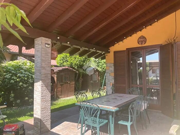 Casa quadrilocale in vendita in Via, Arsago Seprio
