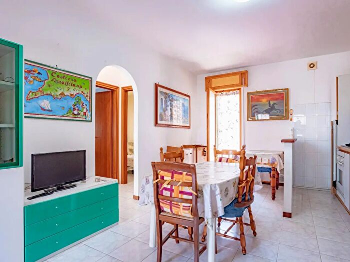 Appartamento trilocale in vendita in Via Bologna, Ardea