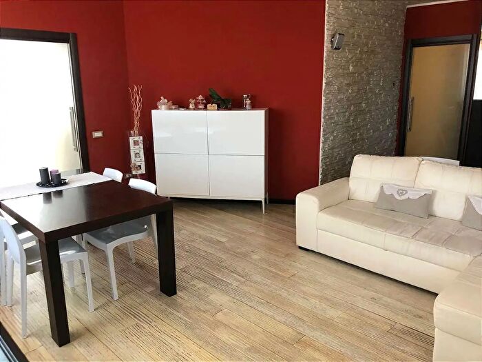 Appartamento con 5 locali in affitto in Via Flaminia II, Osimo