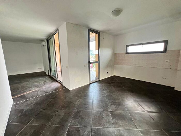 Casa con 5 locali in affitto in Via Paganella, Arconi, Cantù
